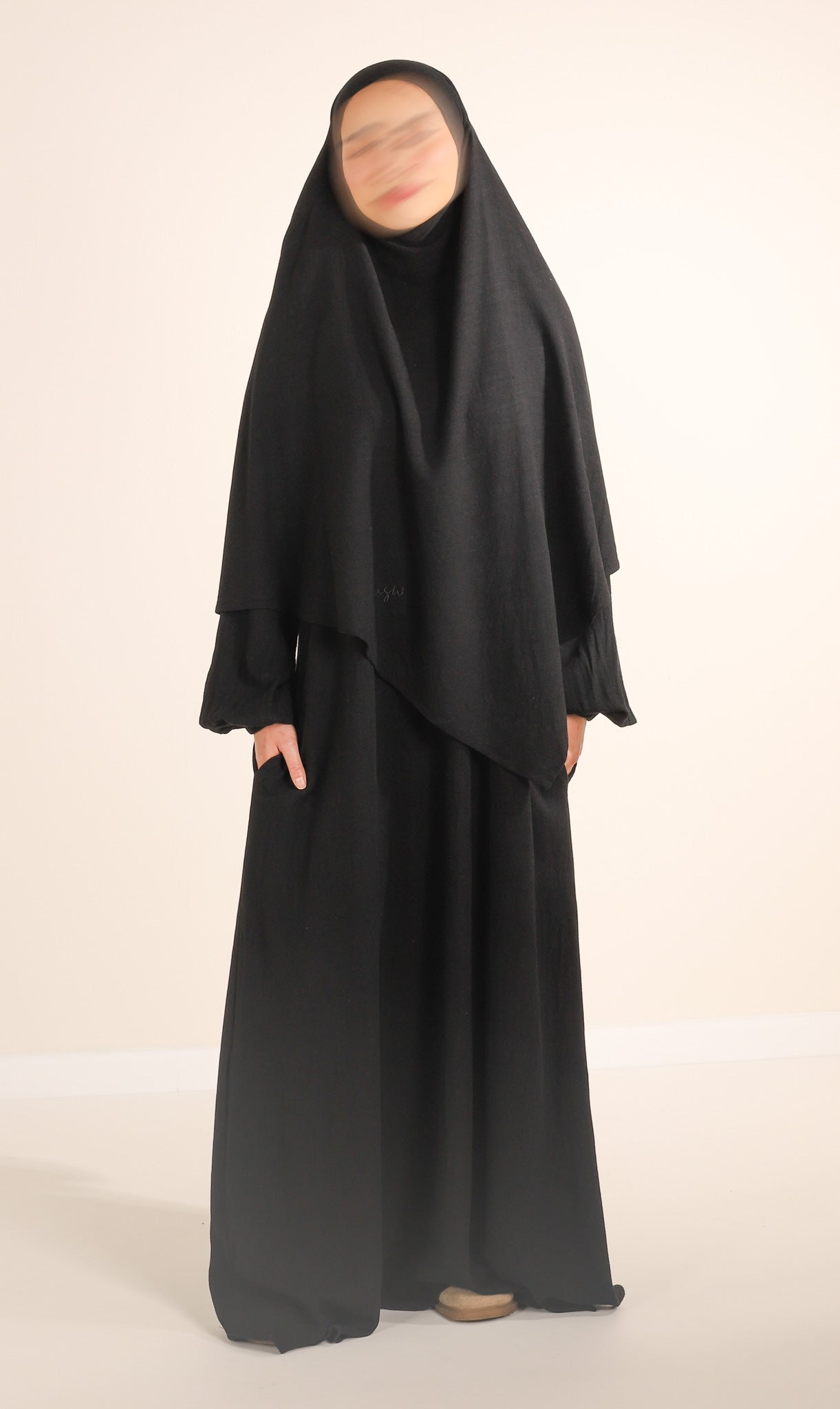 Natural Nila Abaya - Black (I)