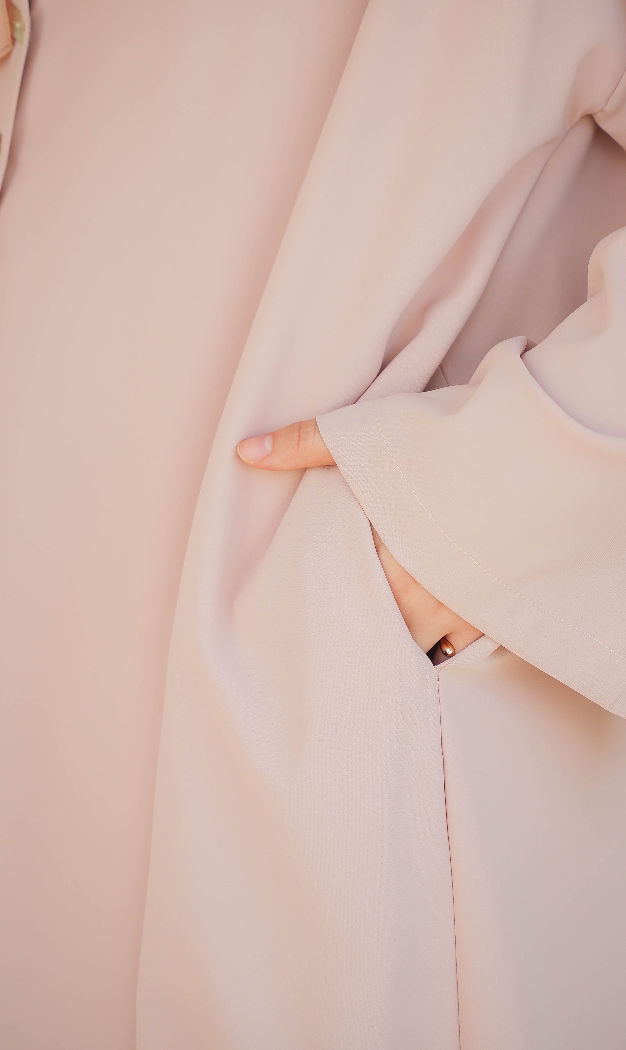 Elizabeth Open Abaya SET - ROSE CREAM