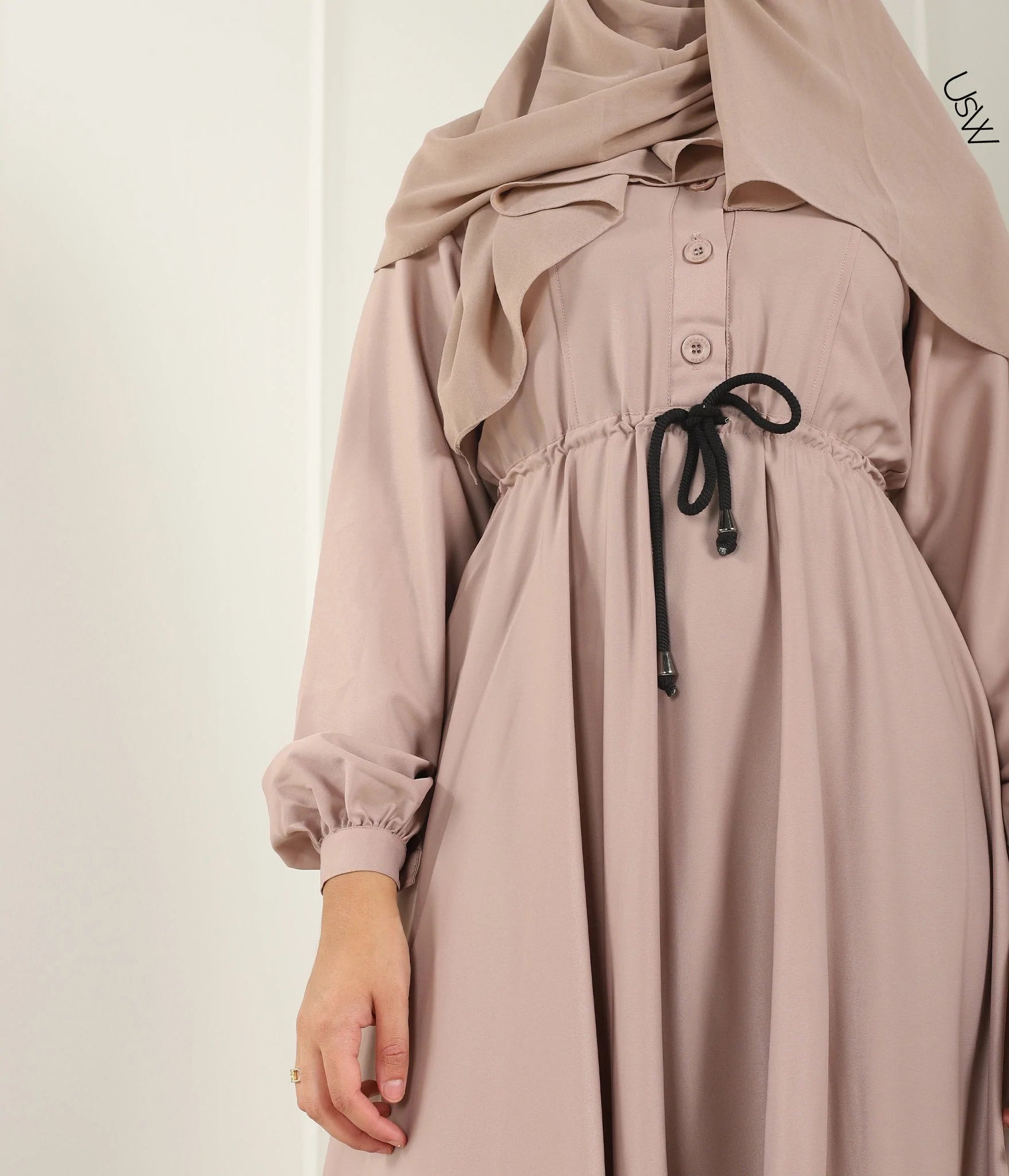 Abaya Maleekah Aaliia - Pastel Taupe