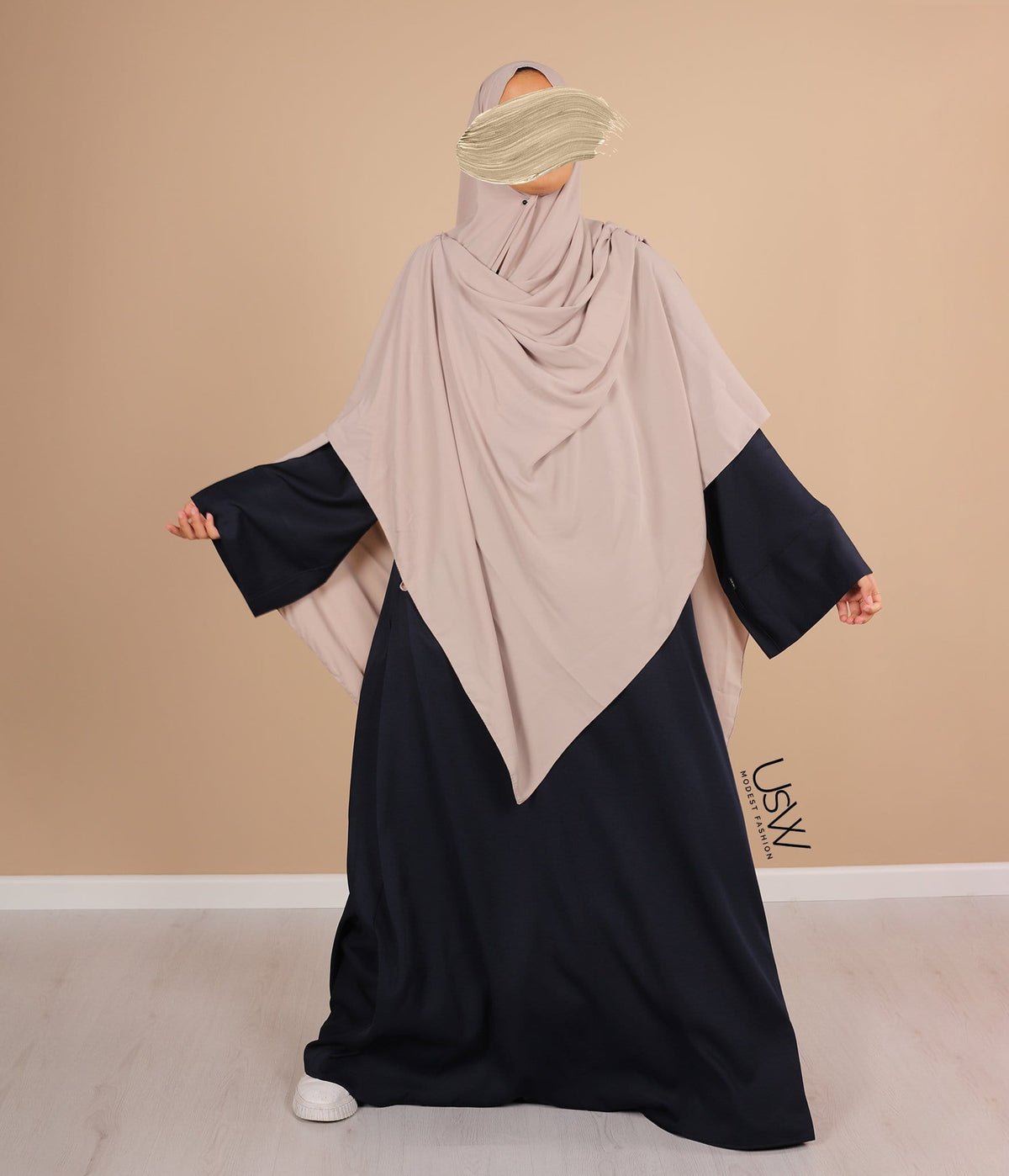 Kioto Abaya Navy